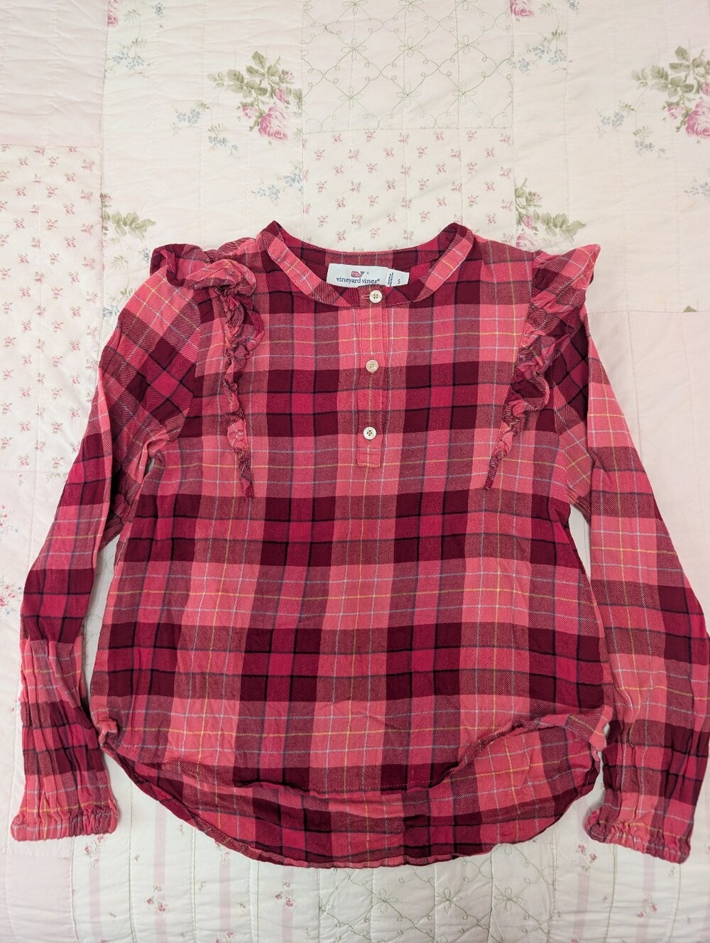 Vineyard Vines Top